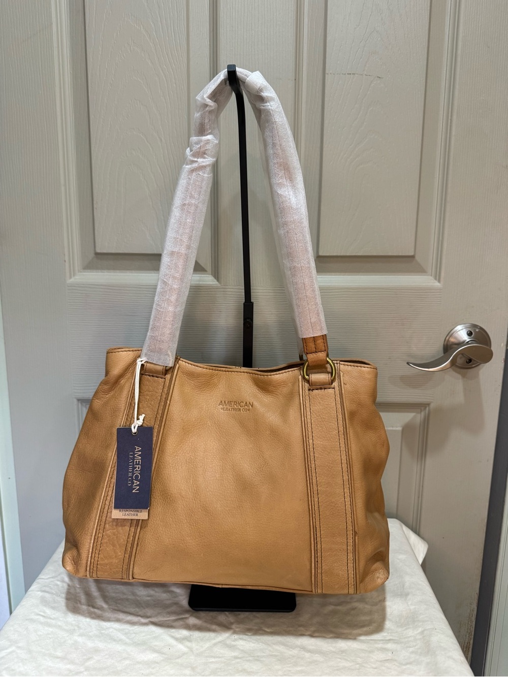 NWT American Leather Co Val Perfect Satchel Bag Cafe Latte Smooth Leather Tan